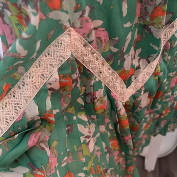 Like new Maeve from Anthropologie green strapless floral midi dress - small - Picture 3 of 3
